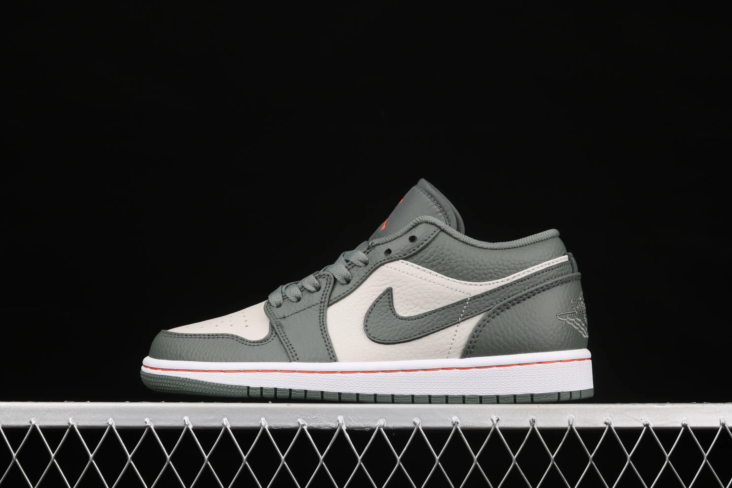 All categories Air Jordan Jordan series basketball shoes Air Jordan 1 Low Air Jordan 1 Low AJ1 Joe 1 low-top cultural and leisure sports sneakers 553558-121